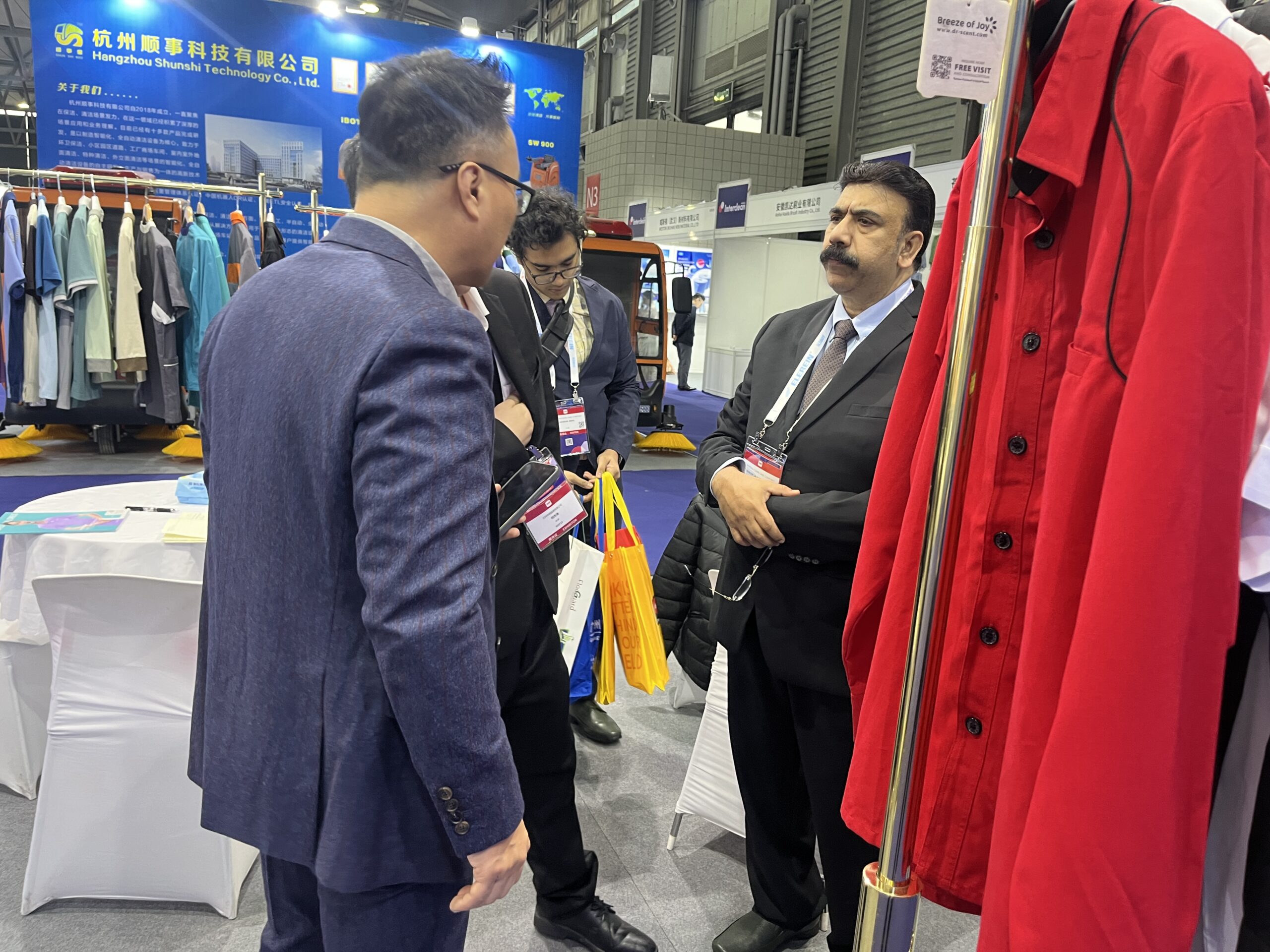 c48e116d-b8f0-4bd5-a2da-faf1570c1986